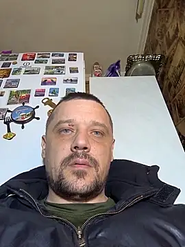 danielohcool (Ask my age) - Let's play together