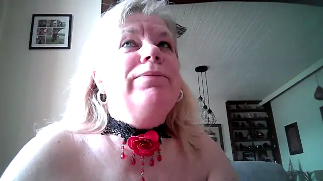 bouddha-angel - Bouddha-Angel's free webcam - UK Sex Cams