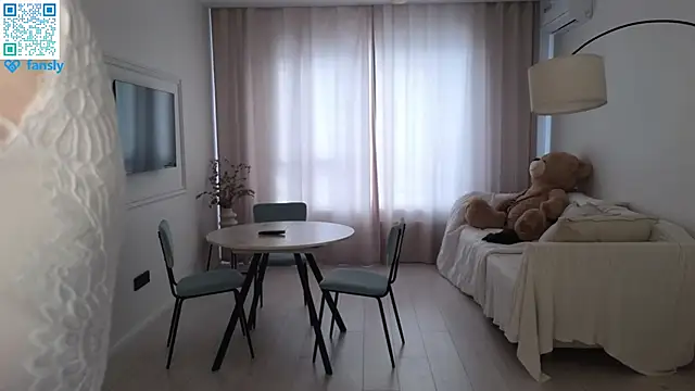 delorathecookiee (F teen) - drop my skirt