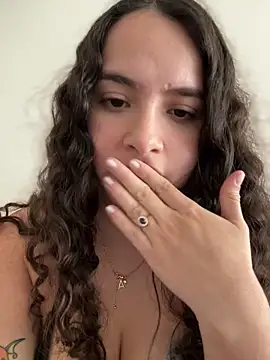 sweet_sully__ (F young) - PLAY DILDO JONY