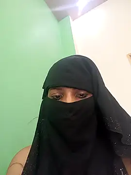 Webcam Model (Aafreen_36)  is live.Free join now!