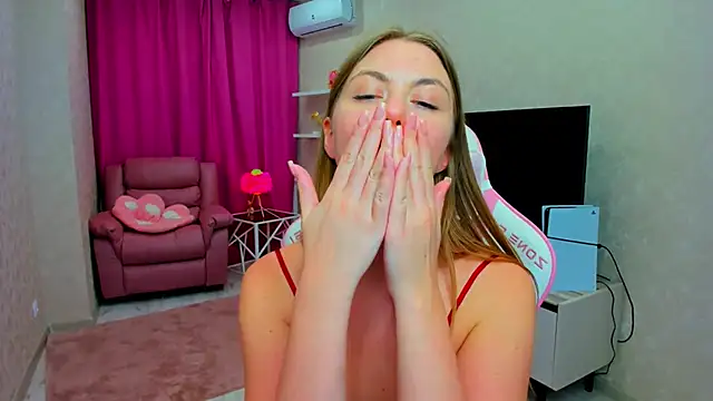 strawberrye - Strawberrye's free webcam