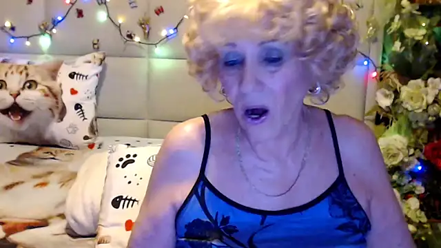 Happy Woman On (HappyWomanOn)