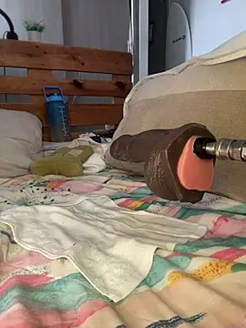 ROUSSH live cam profile