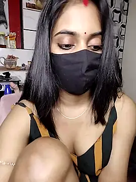 ur_nasha - Ur_NASHA's free webcam - UK Sex Cams