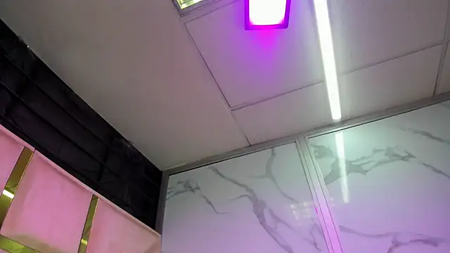 Allisonts69 live cam