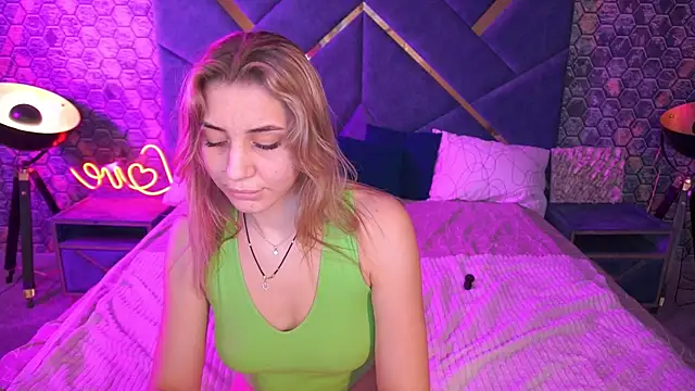 ginnyqueen - GinnyQueen's free webcam