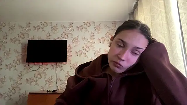 pagedlard (F teen) - Teasing with panty straps