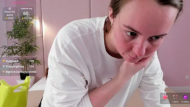 janicecollins - JaniceCollins's free webcam - UK Sex Cams