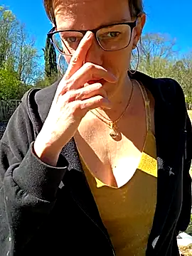 spicelea (F milf) - NUE JE TE SUCE / EN STRING + DOMI 920