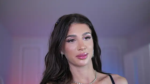 sammimonroe (F young) - Princess needs a hella treatment 💕