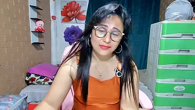 ugly-filipina - Ugly-Filipina's free webcam - UK Sex Cams