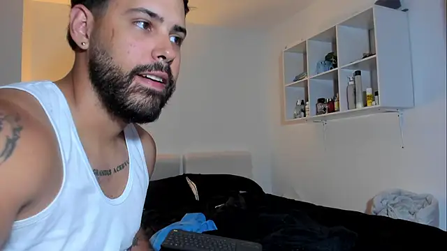 justyn_torres - Justyn_Torres's free webcam - UK Sex Cams