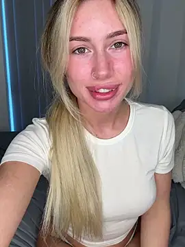 SexySaraxxoo live cam profile