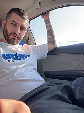 Pablo_Hornyguy95 live cam