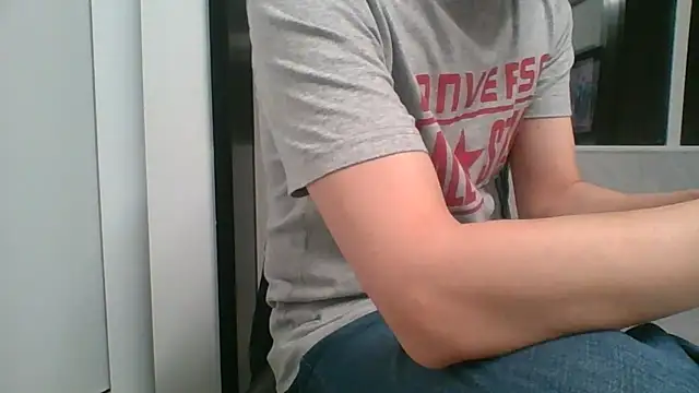 nole_china7 (Ask my age) - talk / fun / cum