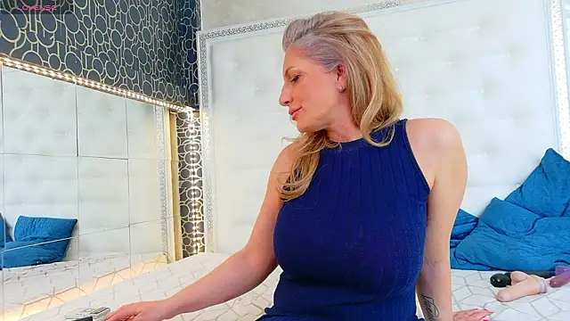 karissia live cam profile