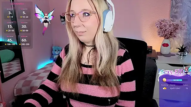 JustKerry live cam profile