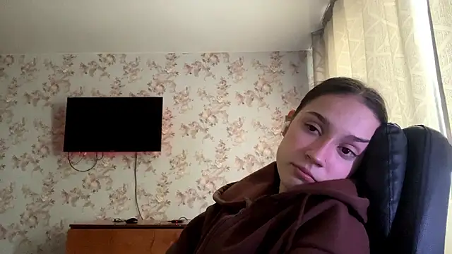 pagedlard (F teen) - Teasing with panty straps