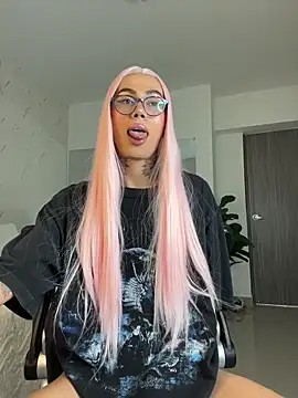 miss_tatiana_'s live cam