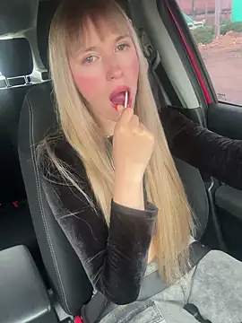 camilabarbietoscano - Camilabarbietoscano's free webcam - UK Sex Cams