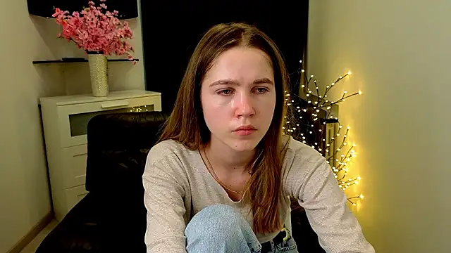 just_l0ve_me - Just_L0VE_me's free webcam - UK Sex Cams