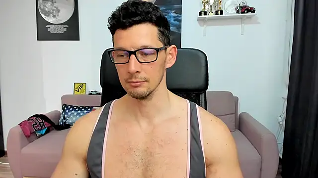 BrutusK08 live sex cam