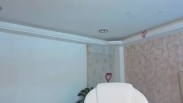 _sharlotte777 (F young) - Oil in my ass + spanks