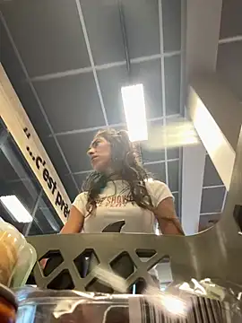 Amani_thewolf live cam profile