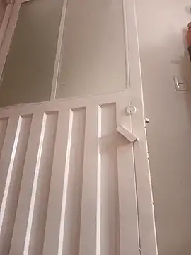 Webcam Model (Kaira69)  is live.Free join now!