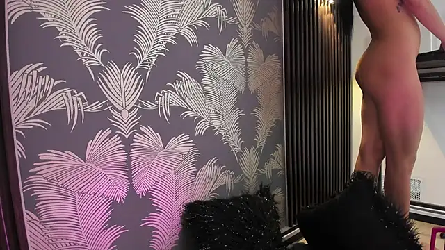 _shantal_smith live cam profile