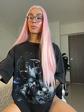 miss_tatiana_'s live cam