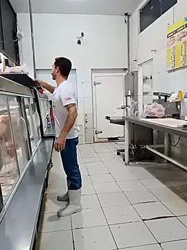 RobertoLuiz84's live cam