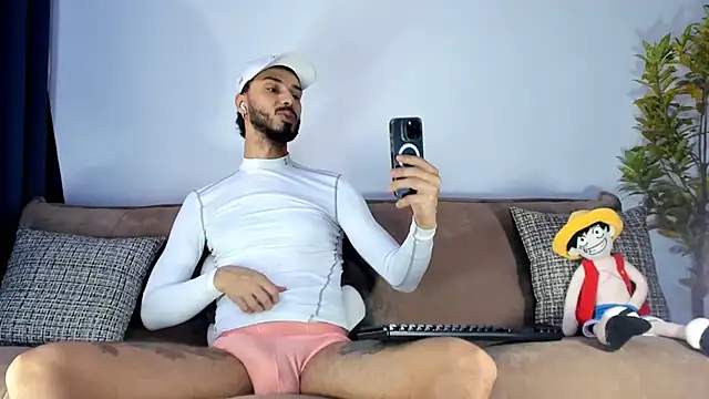 derrymaster - DERRYMASTER's free webcam - UK Sex Cams