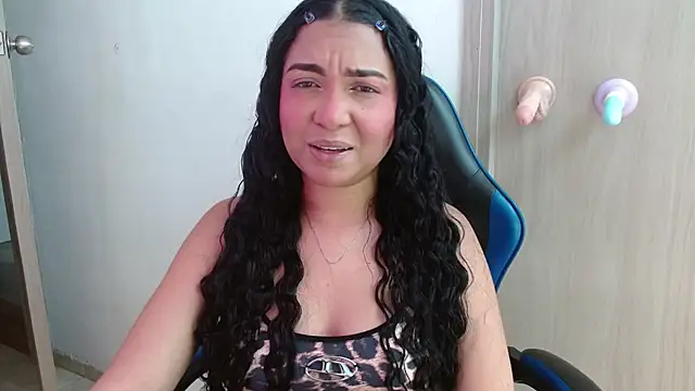 alicesmity_ - AliceSmity_'s free webcam - UK Sex Cams