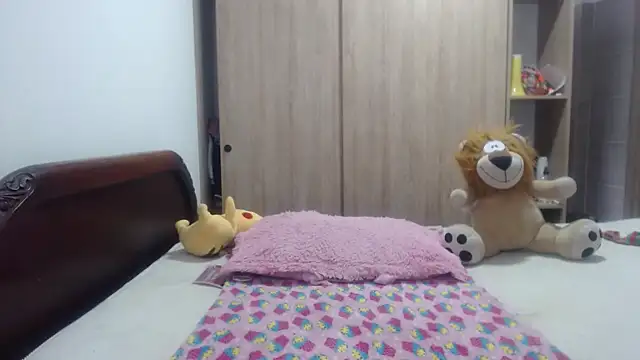 melisweet - MeliSweet's free webcam - UK Sex Cams