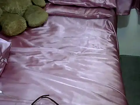 porn webcam CREAMY BANANA