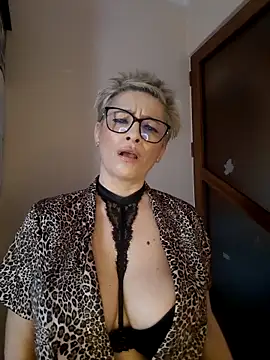 strip chat nude LunaBlaise