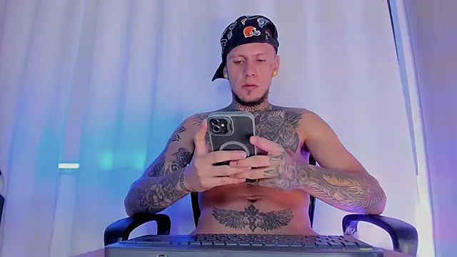 Kings_Ultimate live sex cam