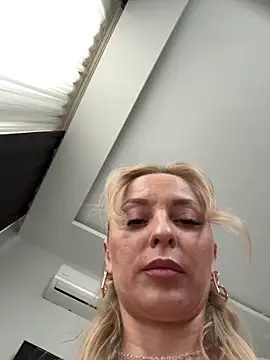 vikabunny1 - VikaBunny1's free webcam - UK Sex Cams