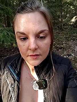 SwedishJennifer live cam profile