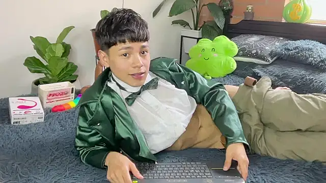 Andy_Belier23's live cam