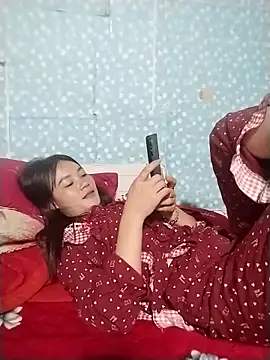 dorothyxx (F young) - Kiss me 😘😘