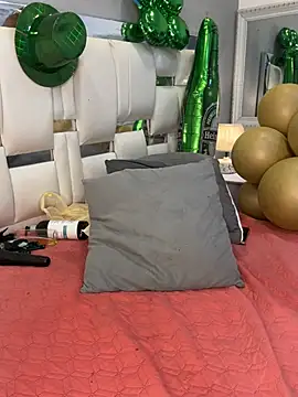 Webcam Model (Eva_Johnss)  is live.Free join now!