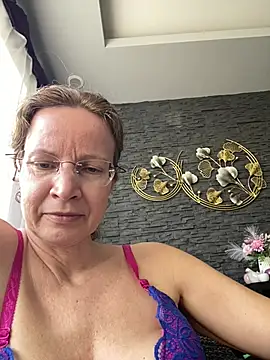 annikarose (F milf) - Naked Orgasmus