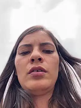 Webcam Model (Esperanza_GS)  is live.Free join now!