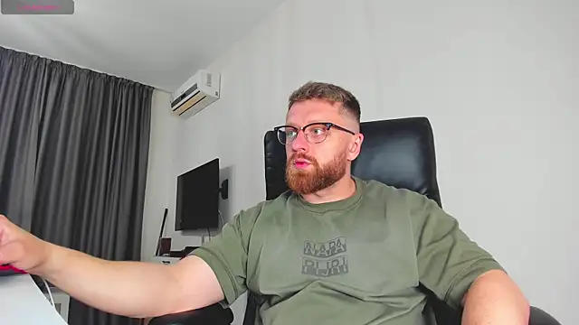 findom_guy - Findom_guy's free webcam - UK Sex Cams