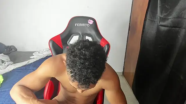 juanchit66 - JuanchiT66's free webcam - UK Sex Cams