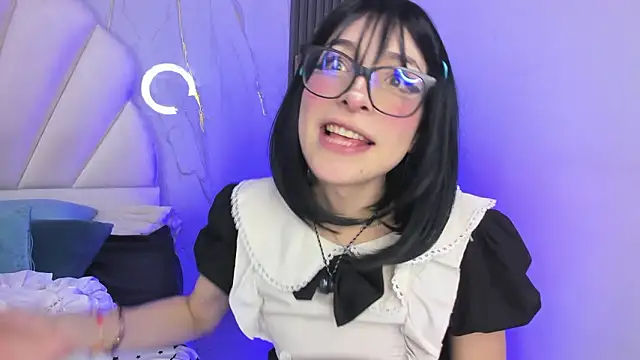 damiian20_ (T teen) - Open legs + Soft dick