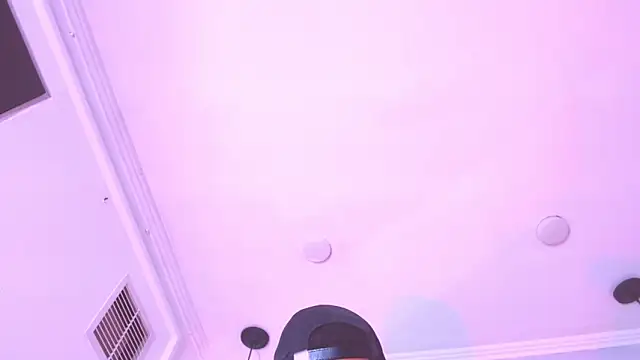 santiago_ortiz_ - Santiago_Ortiz_'s free webcam - UK Sex Cams